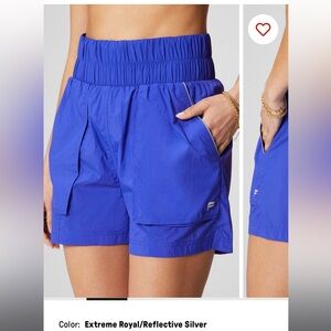 Fabletics Ultra High-Waisted Piped Nylon Short Size M Extreme Royal